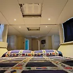 Botel Panaby - House Boat