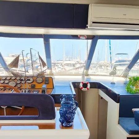 Πλωτό κατάλυμα Panaby - House Boat Παλέρμο