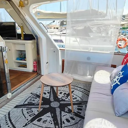 Panaby - House Boat Palermo
